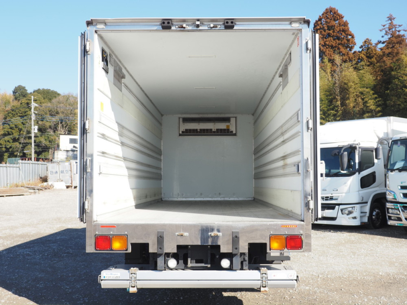 いすゞ 冷凍バン フォワード|中古トラックの販売・買取・査定のアイナビ