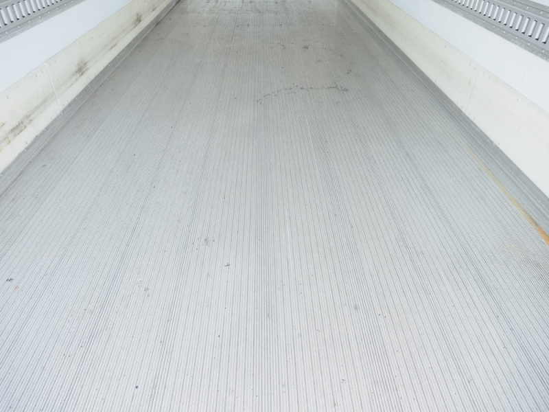 いすゞ 冷凍バン フォワード|中古トラックの販売・買取・査定のアイナビ