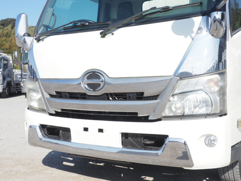 日野 冷凍バン デュトロ|中古トラックの販売・買取・査定のアイナビ