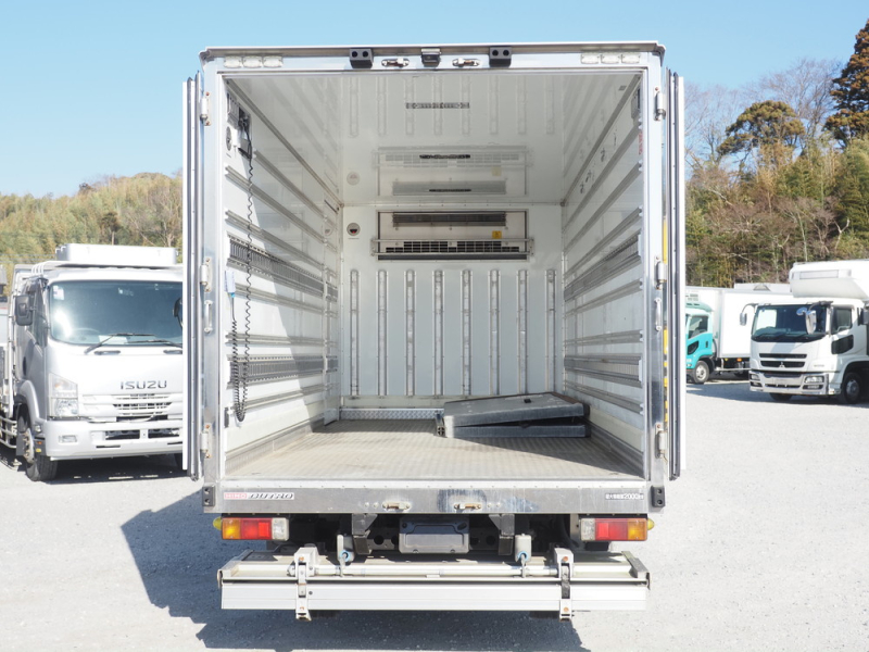 日野 冷凍バン デュトロ|中古トラックの販売・買取・査定のアイナビ