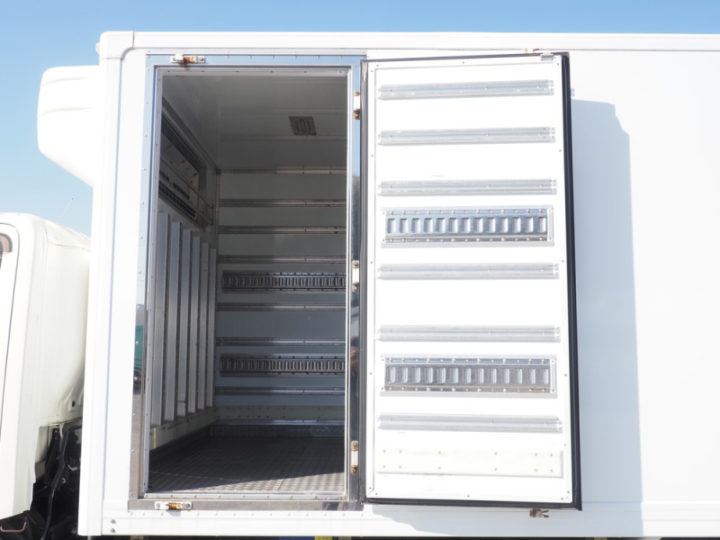 日野 冷凍バン デュトロ|中古トラックの販売・買取・査定のアイナビ