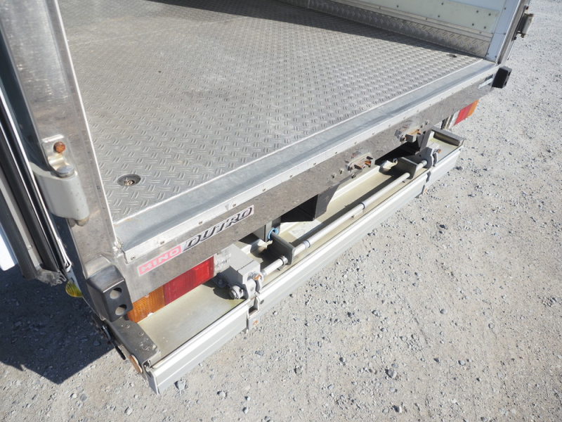 日野 冷凍バン デュトロ|中古トラックの販売・買取・査定のアイナビ