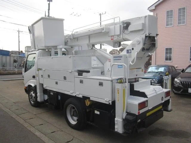 日野 特殊車両 デュトロ|中古トラックの販売・買取・査定のアイナビ