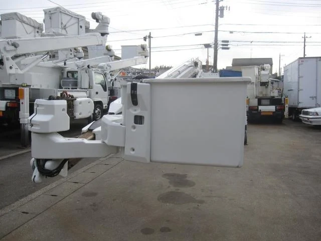 日野 特殊車両 デュトロ|中古トラックの販売・買取・査定のアイナビ