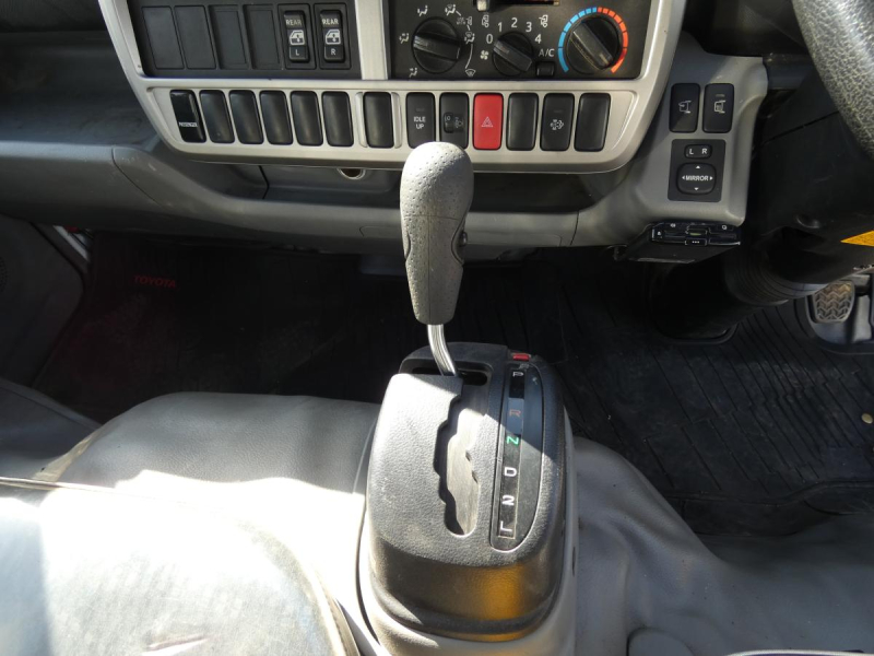 R21 15トン Wキャブ ETC 260107|中古トラックの販売・買取・査定のアイナビ