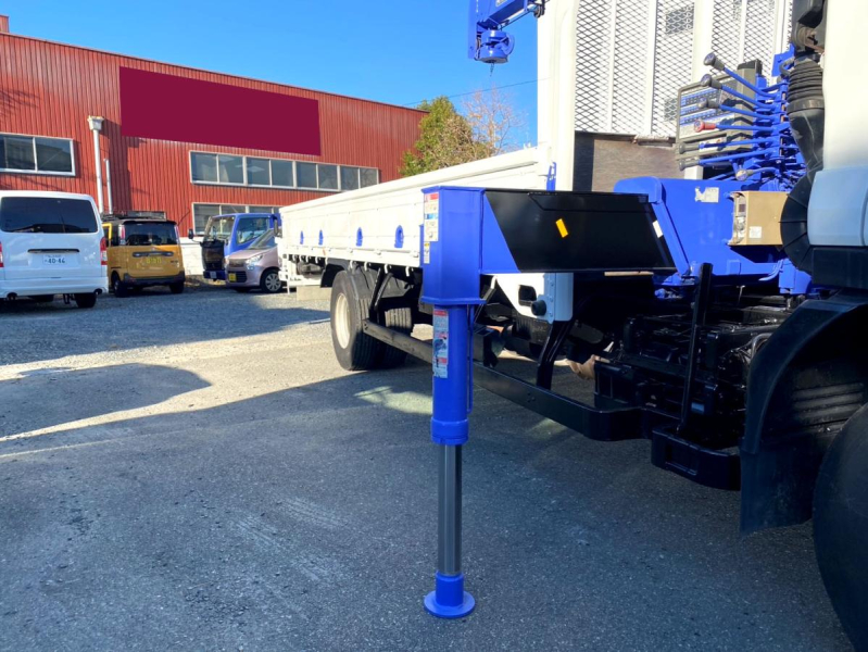 平成19年いすゞフォワードタダノクレーンラジコン付PKG-FRR90S1|中古トラックの販売・買取・査定のアイナビ