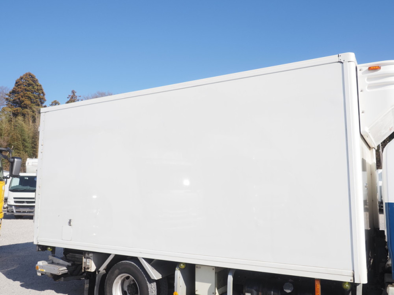 いすゞ 冷凍バン エルフ|中古トラックの販売・買取・査定のアイナビ