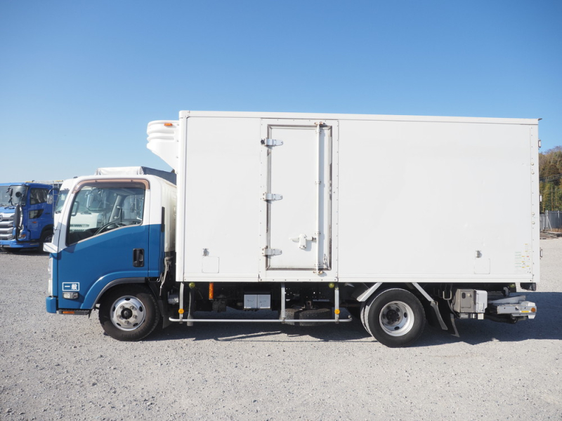 いすゞ 冷凍バン エルフ|中古トラックの販売・買取・査定のアイナビ