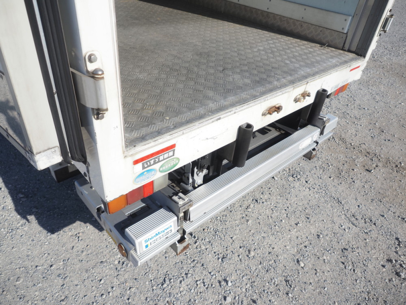 いすゞ 冷凍バン エルフ|中古トラックの販売・買取・査定のアイナビ