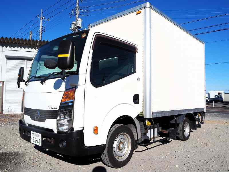 日産アトラス10尺パネルバン2ペダル準中型(5t)免許対応|中古トラックの販売・買取・査定のアイナビ