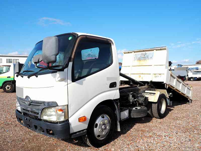 デュトロ4ナンバー新明和ローダーダンプコボレーン積載3t|中古トラックの販売・買取・査定のアイナビ