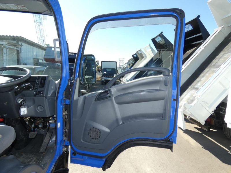 H23　2.75トン 　Wキャブ ETC　251108|中古トラックの販売・買取・査定のアイナビ