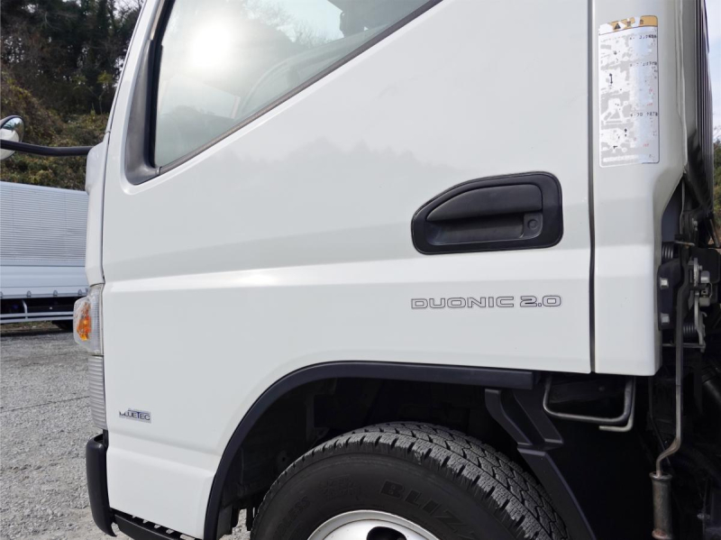 セミロングパワーゲートスタンバイ低温冷蔵冷凍|中古トラックの販売・買取・査定のアイナビ