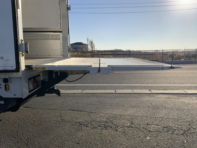 即納可能⭐️H30ファイター6200ワイド ウイング格納PG付⭐️|中古トラックの販売・買取・査定のアイナビ