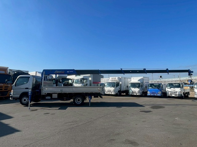 保証対象車両車検付カスタムグレードリアアウトリガー|中古トラックの販売・買取・査定のアイナビ