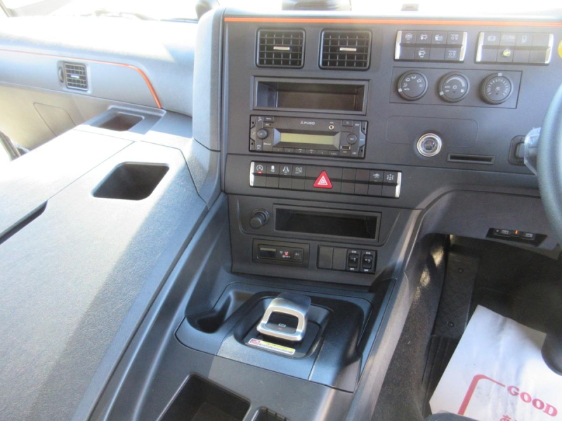 高床3軸 リヤエアサス タダノ製 4段 クレーン付アルミ平|中古トラックの販売・買取・査定のアイナビ