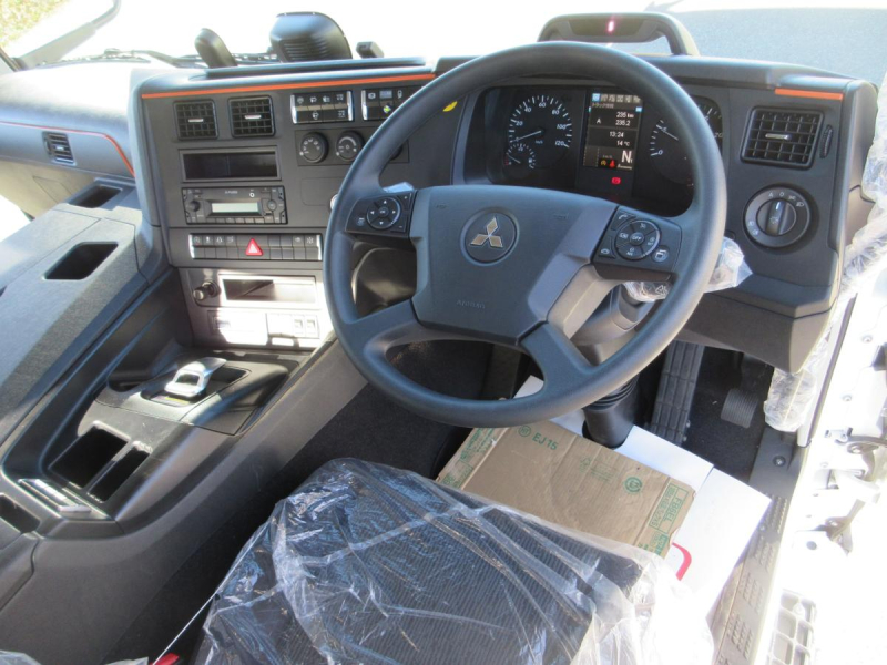 高床3軸 リヤエアサス タダノ製 4段 クレーン付アルミ平|中古トラックの販売・買取・査定のアイナビ