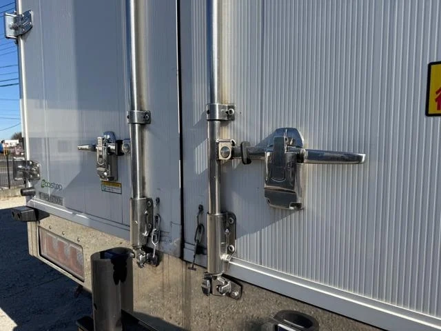 いすゞ ウイング車 ギガ|中古トラックの販売・買取・査定のアイナビ