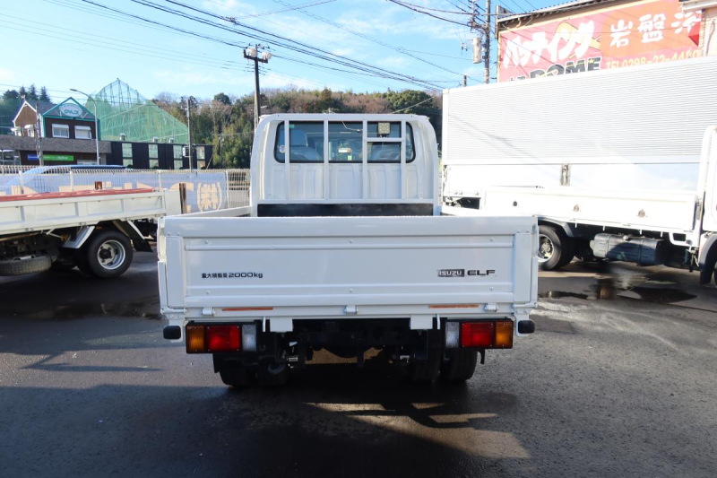エルフ Wキャブ 6人乗り 5速MT 積載2000kg|中古トラックの販売・買取・査定のアイナビ