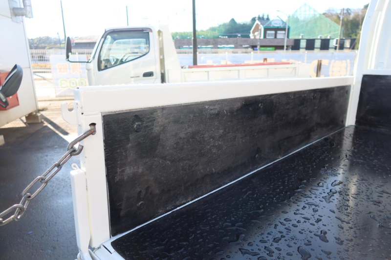 エルフ Wキャブ 6人乗り 5速MT 積載2000kg|中古トラックの販売・買取・査定のアイナビ