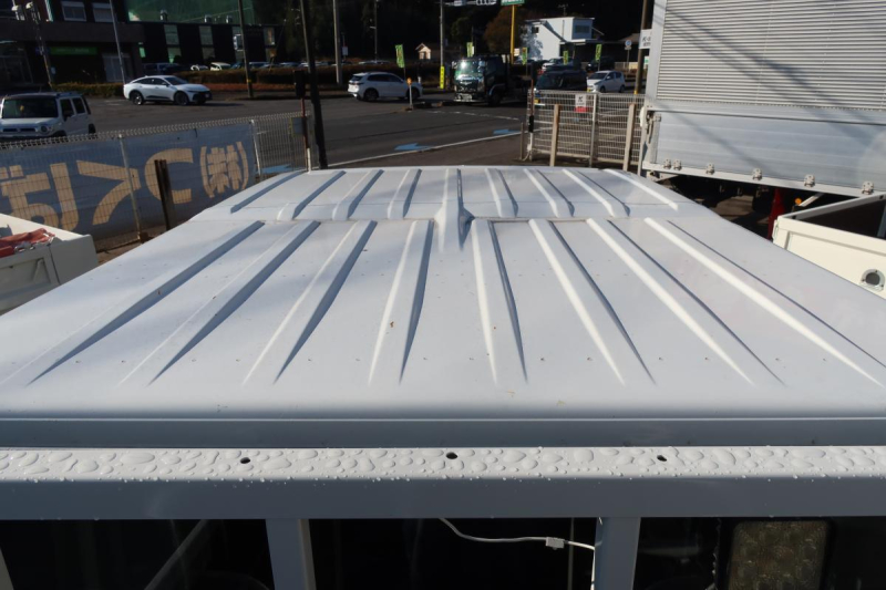 エルフ Wキャブ 6人乗り 5速MT 積載2000kg|中古トラックの販売・買取・査定のアイナビ