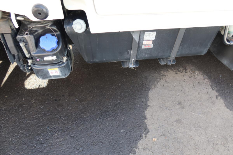 エルフ Wキャブ 6人乗り 5速MT 積載2000kg|中古トラックの販売・買取・査定のアイナビ