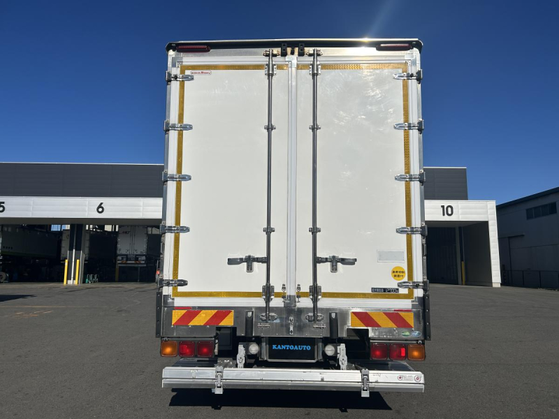 ふそうスーパーグレート 冷蔵冷凍車 格納 車検付き|中古トラックの販売・買取・査定のアイナビ