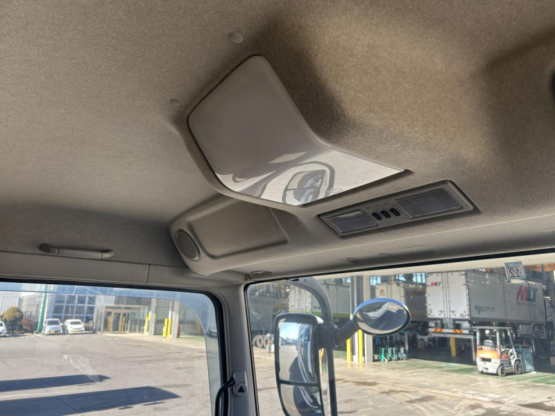 ふそうスーパーグレート 冷蔵冷凍車 格納 車検付き|中古トラックの販売・買取・査定のアイナビ