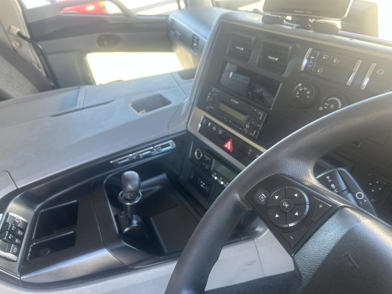 ふそうスーパーグレート 冷蔵冷凍車 格納 車検付き|中古トラックの販売・買取・査定のアイナビ