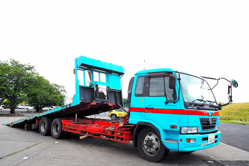 UDトラックスコンドル増々トン花見台セーフティーローダー|中古トラックの販売・買取・査定のアイナビ