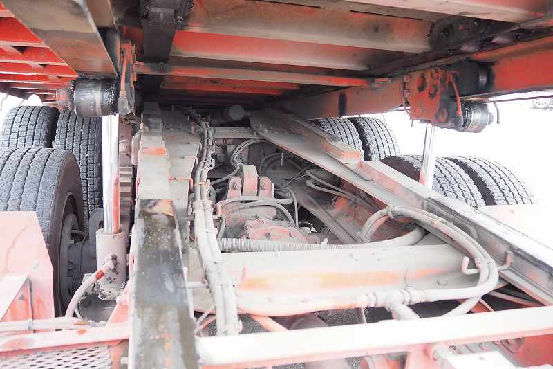 UDトラックスコンドル増々トン花見台セーフティーローダー|中古トラックの販売・買取・査定のアイナビ