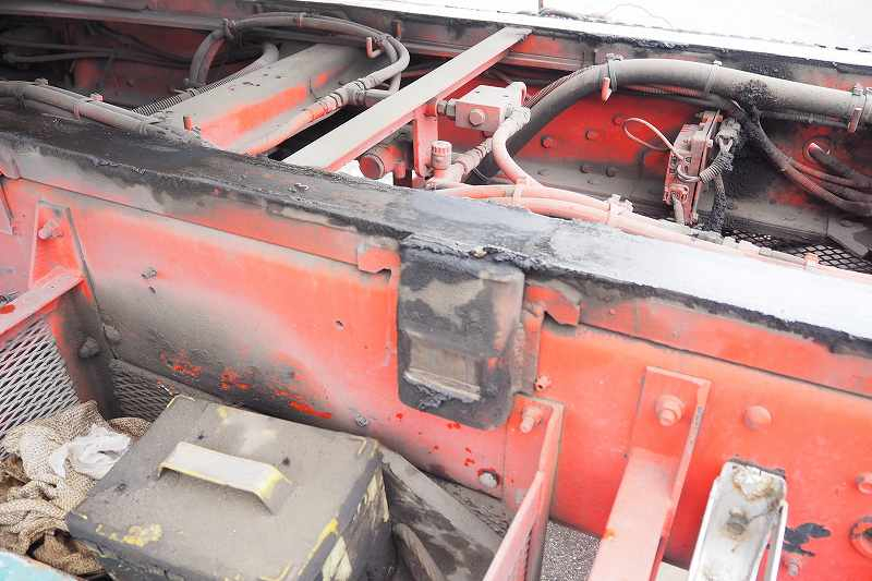 UDトラックスコンドル増々トン花見台セーフティーローダー|中古トラックの販売・買取・査定のアイナビ