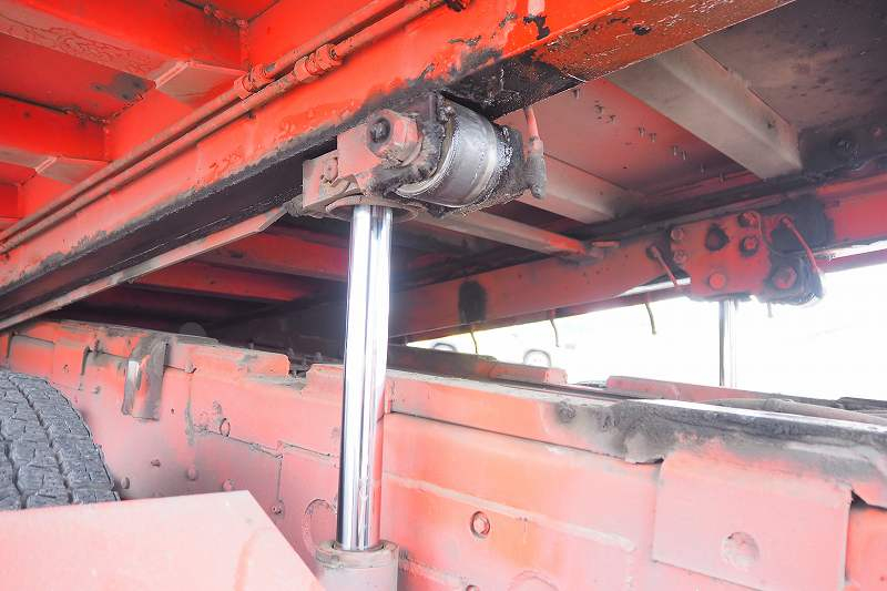 UDトラックスコンドル増々トン花見台セーフティーローダー|中古トラックの販売・買取・査定のアイナビ