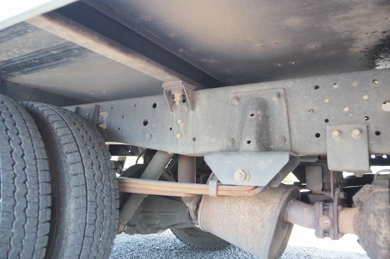 いすゞエルフサニーペット製寝具乾燥車6本ハンガー|中古トラックの販売・買取・査定のアイナビ