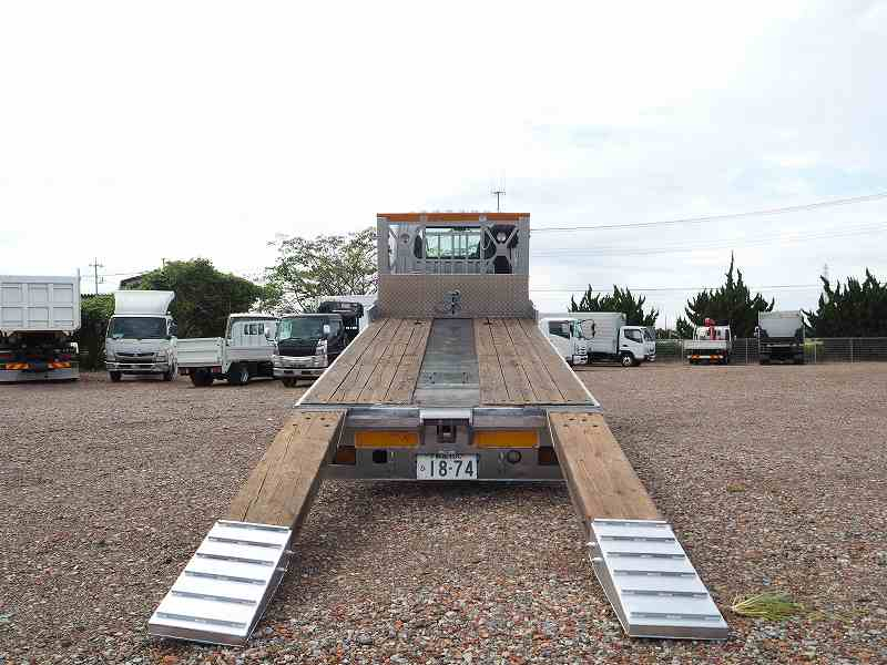 ファイター増トン4WDセルフローダー自動あゆみウインチ|中古トラックの販売・買取・査定のアイナビ