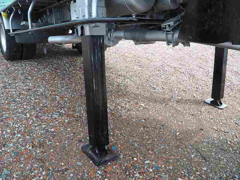 ファイター増トン4WDセルフローダー自動あゆみウインチ|中古トラックの販売・買取・査定のアイナビ