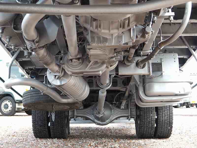 ファイター増トン4WDセルフローダー自動あゆみウインチ|中古トラックの販売・買取・査定のアイナビ