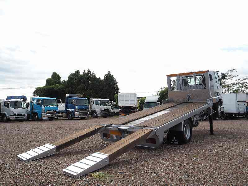 ファイター増トン4WDセルフローダー自動あゆみウインチ|中古トラックの販売・買取・査定のアイナビ