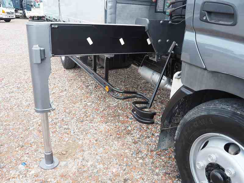 トヨタダイナ4段クレーンラジコンワイド超ロング積載3.5t|中古トラックの販売・買取・査定のアイナビ