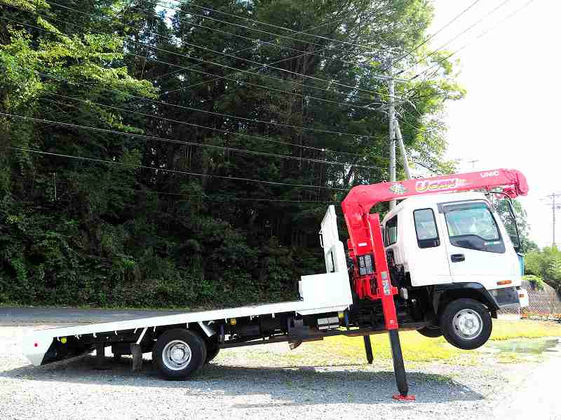 いすゞフォワード3段セルフクレーンウインチベッド付|中古トラックの販売・買取・査定のアイナビ