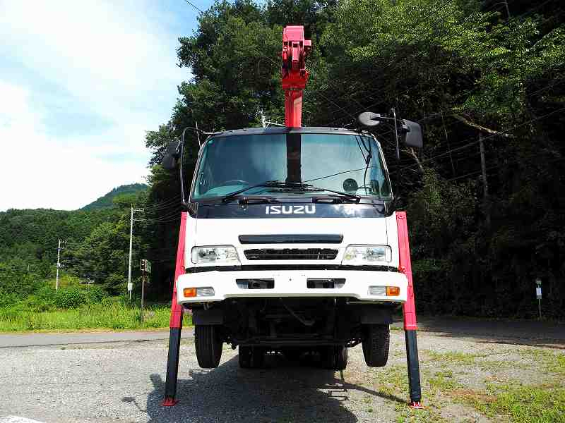 いすゞフォワード3段セルフクレーンウインチベッド付|中古トラックの販売・買取・査定のアイナビ