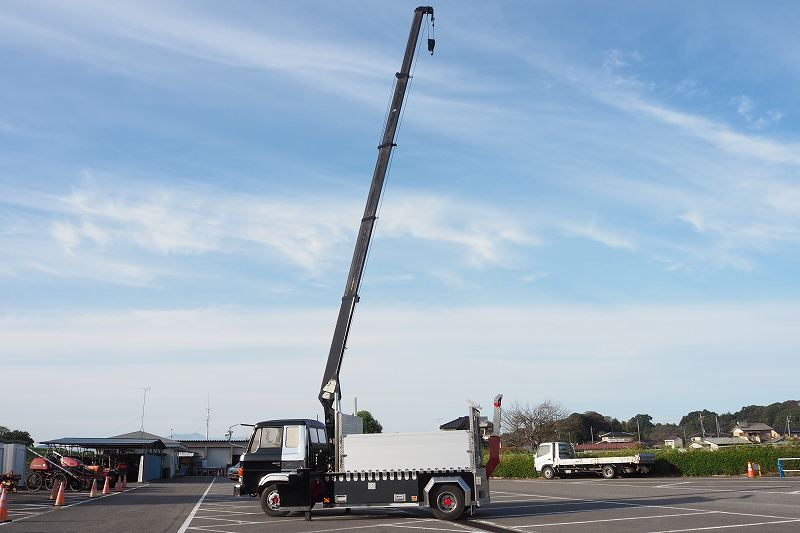 日野レンジャーデコトラ5段クレーン角足レッカー車ウインチ|中古トラックの販売・買取・査定のアイナビ