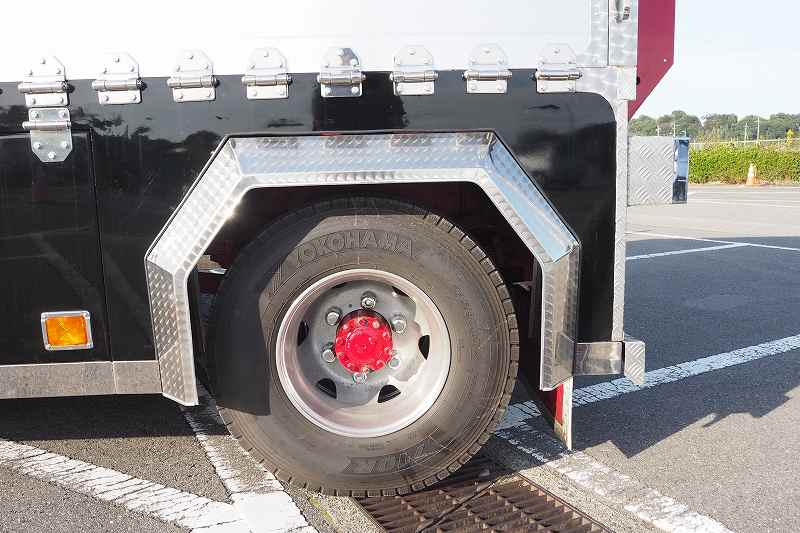 日野レンジャーデコトラ5段クレーン角足レッカー車ウインチ|中古トラックの販売・買取・査定のアイナビ