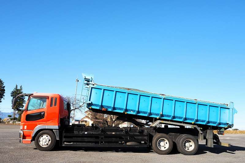 三菱ふそうスーパーグレート25t深ダンプステンレス張り20立米|中古トラックの販売・買取・査定のアイナビ