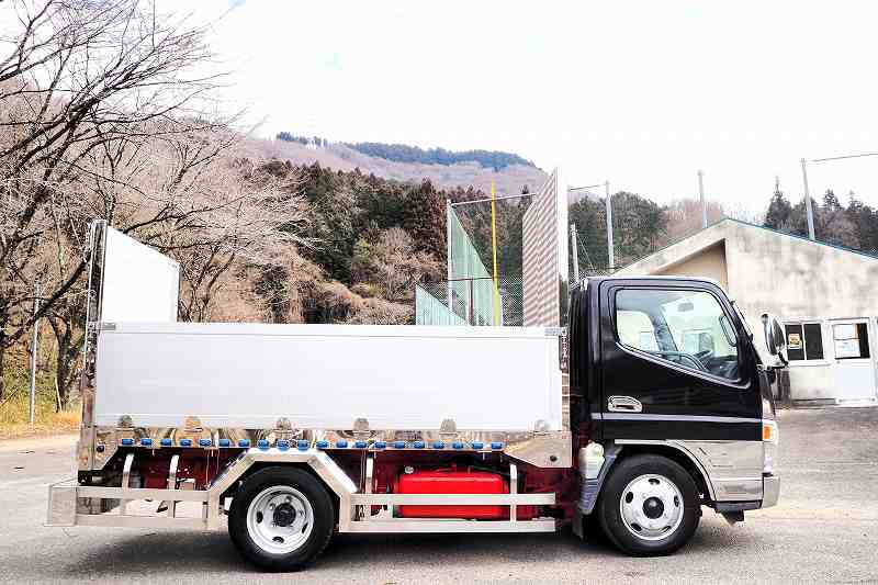 三菱ふそうキャンター標準ショート造りアルミブロック平ボディ|中古トラックの販売・買取・査定のアイナビ