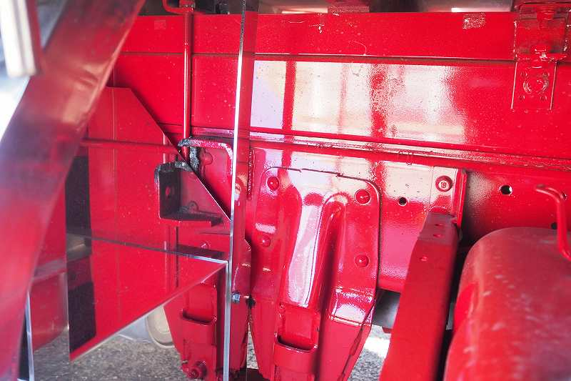 三菱ふそうキャンター標準ショート造りアルミブロック平ボディ|中古トラックの販売・買取・査定のアイナビ