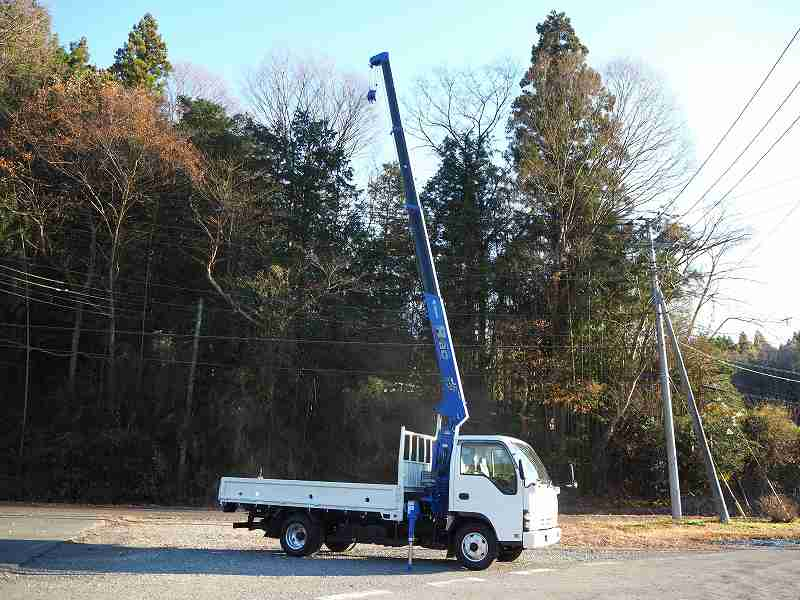 マツダタイタン4段クレーンラジコン付ワイドロング平ボディ|中古トラックの販売・買取・査定のアイナビ