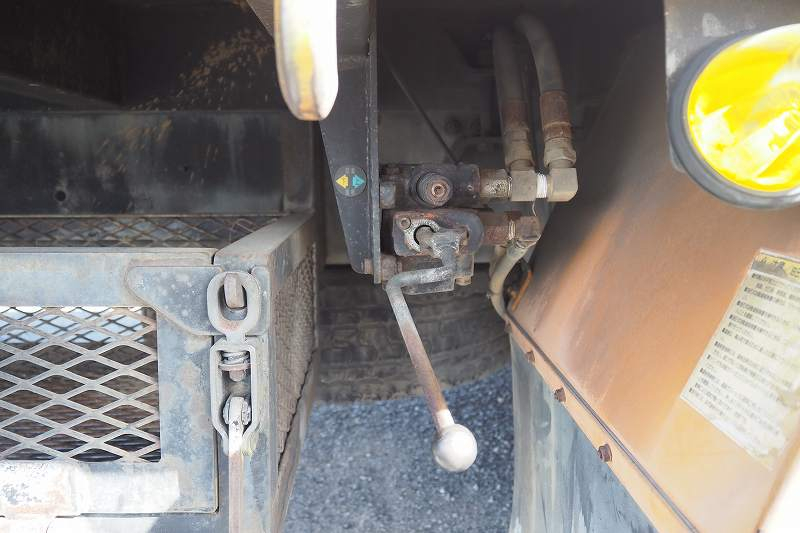 三菱スーパーグレート4軸低床セルフローダーウインチV8E/G|中古トラックの販売・買取・査定のアイナビ