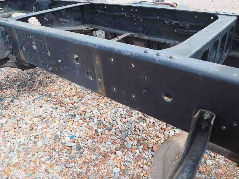 日野レンジャー生エンジンベッド付6.2mキャブ付シャーシ|中古トラックの販売・買取・査定のアイナビ