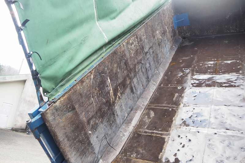 コンドル3段クレーン付深ダンプ8.6立米天蓋|中古トラックの販売・買取・査定のアイナビ